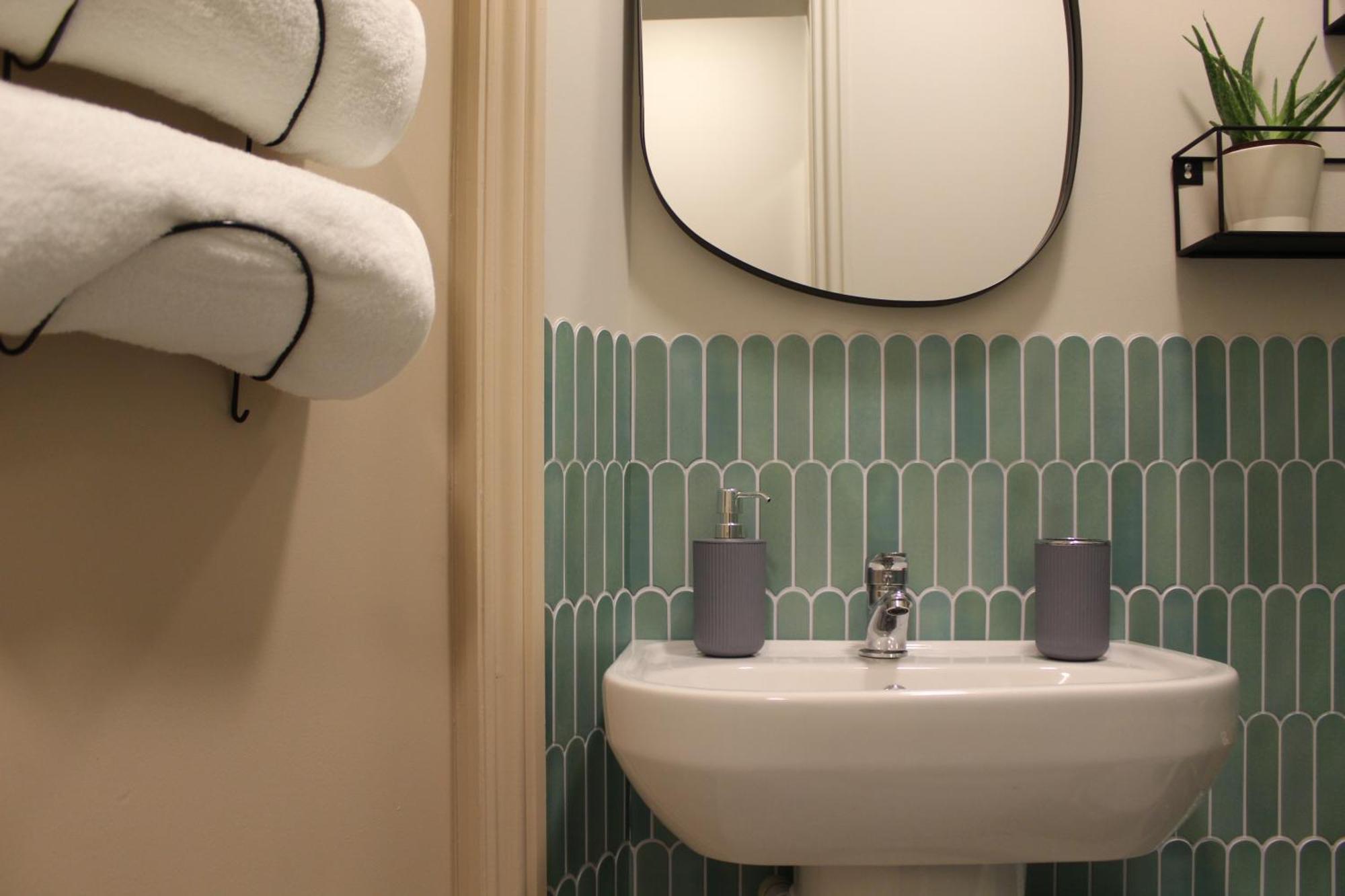 Peacehaven Retreat - 4 Minutes From The Beach! Pet Friendly! Γουέιμουθ Εξωτερικό φωτογραφία